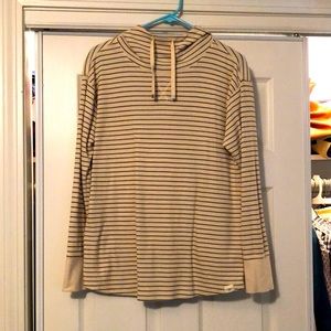LL Bean lightweight waffle hoodie size small
